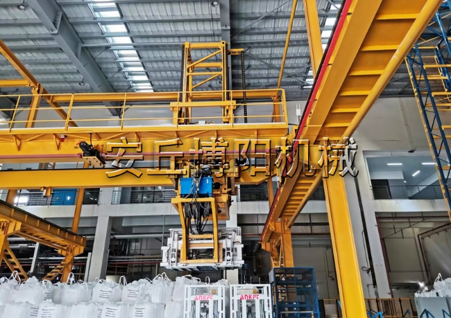 硫酸鈉噸包全自動裝車機(jī)?   全自動噸袋裝車機(jī)廠家
